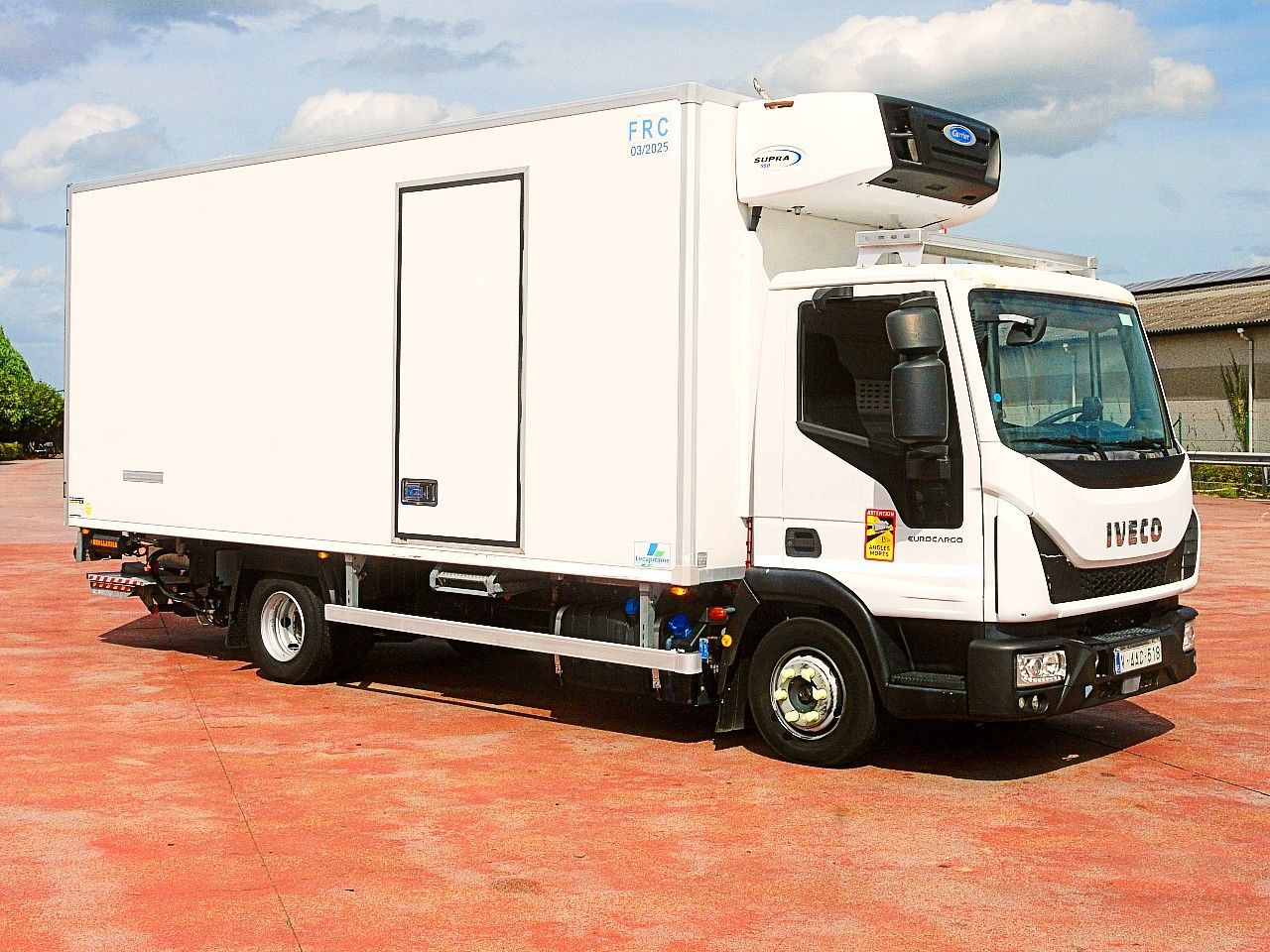 Iveco 100E19 KUHLKOFFER CARRIER SUPRA 550 luft fed A/C - Refrigerator truck: picture 2 Iveco 100E19 KUHLKOFFER CARRIER SUPRA 550 luft fed A/C - Refrigerator truck: picture 2