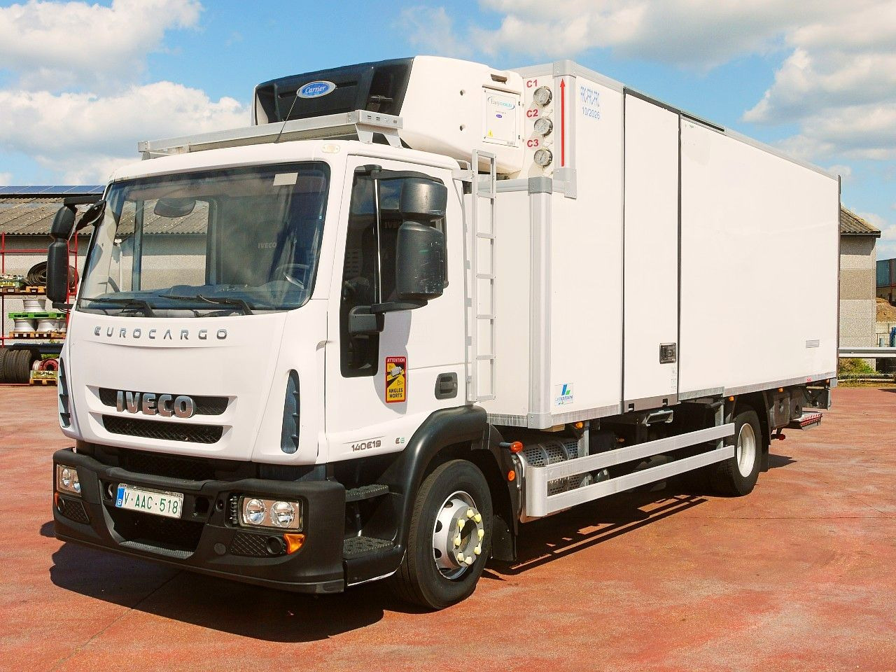 Iveco 140E19 EUROCARGO KUHLKOFFER CARRIER SUPRA 1250MT - Refrigerator truck: picture 3 Iveco 140E19 EUROCARGO KUHLKOFFER CARRIER SUPRA 1250MT - Refrigerator truck: picture 3