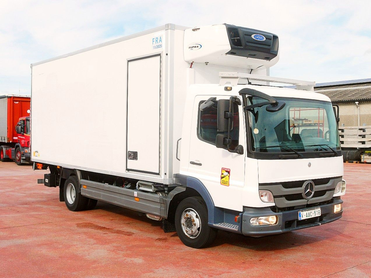 Mercedes-Benz 1018 ATEGO KUHLKOFFER CARRIER SUPRA 550 LBW - Refrigerator truck: picture 2 Mercedes-Benz 1018 ATEGO KUHLKOFFER CARRIER SUPRA 550 LBW - Refrigerator truck: picture 2