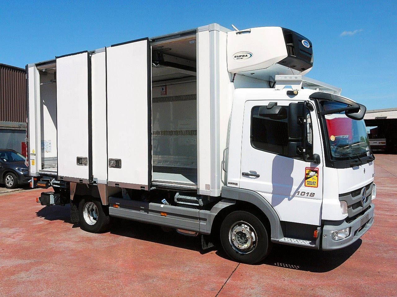 Mercedes-Benz 1018 ATEGO KUHLKOFFER CARRIER SUPRA 850 MT - Refrigerator truck: picture 3 Mercedes-Benz 1018 ATEGO KUHLKOFFER CARRIER SUPRA 850 MT - Refrigerator truck: picture 3