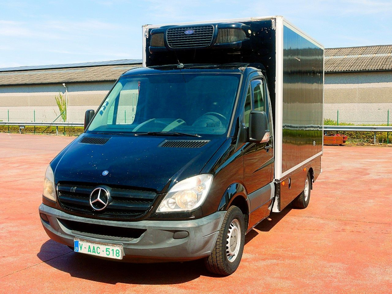Mercedes-Benz 319 SPRINTER V6 KUHLKOFFER CARRIER PULSOR 600 MT - Refrigerated van: picture 5 Mercedes-Benz 319 SPRINTER V6 KUHLKOFFER CARRIER PULSOR 600 MT - Refrigerated van: picture 5