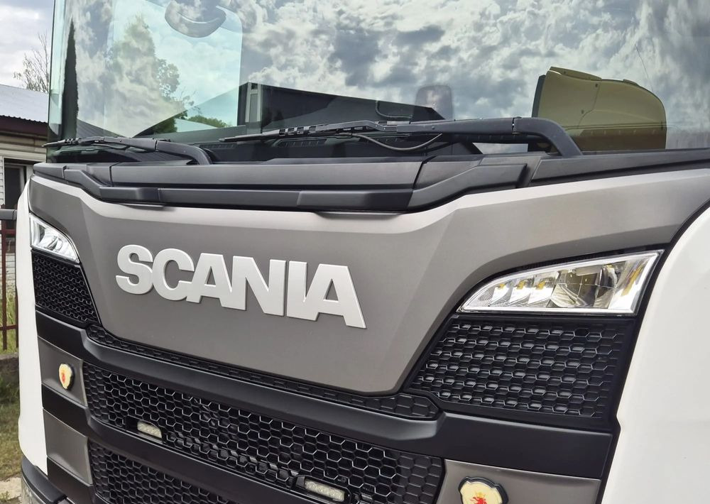 Lease a  Scania R410 Scania R410: picture 16