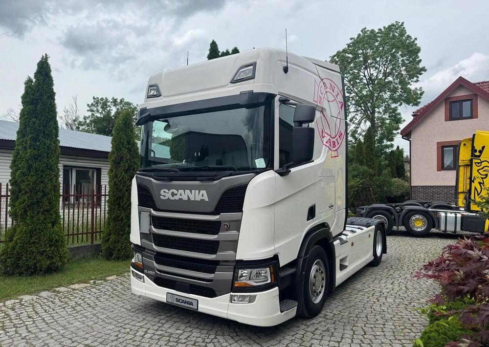 Scania R450 - Tractor unit: picture 1 Scania R450 - Tractor unit: picture 1