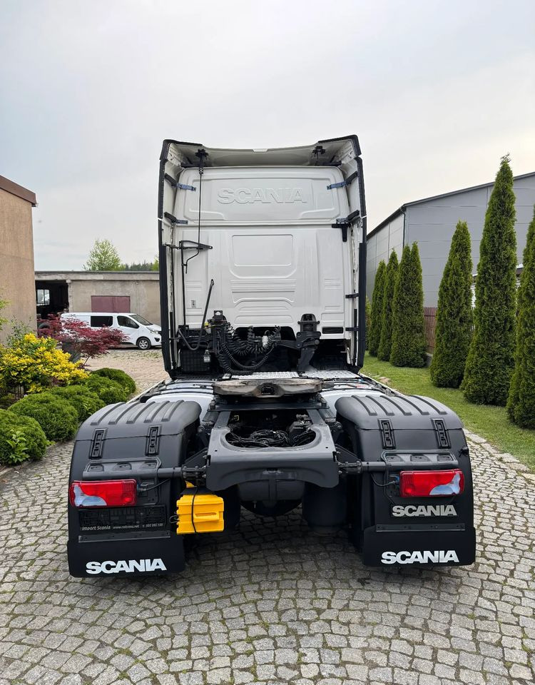Scania R450 - Tractor unit: picture 5 Scania R450 - Tractor unit: picture 5