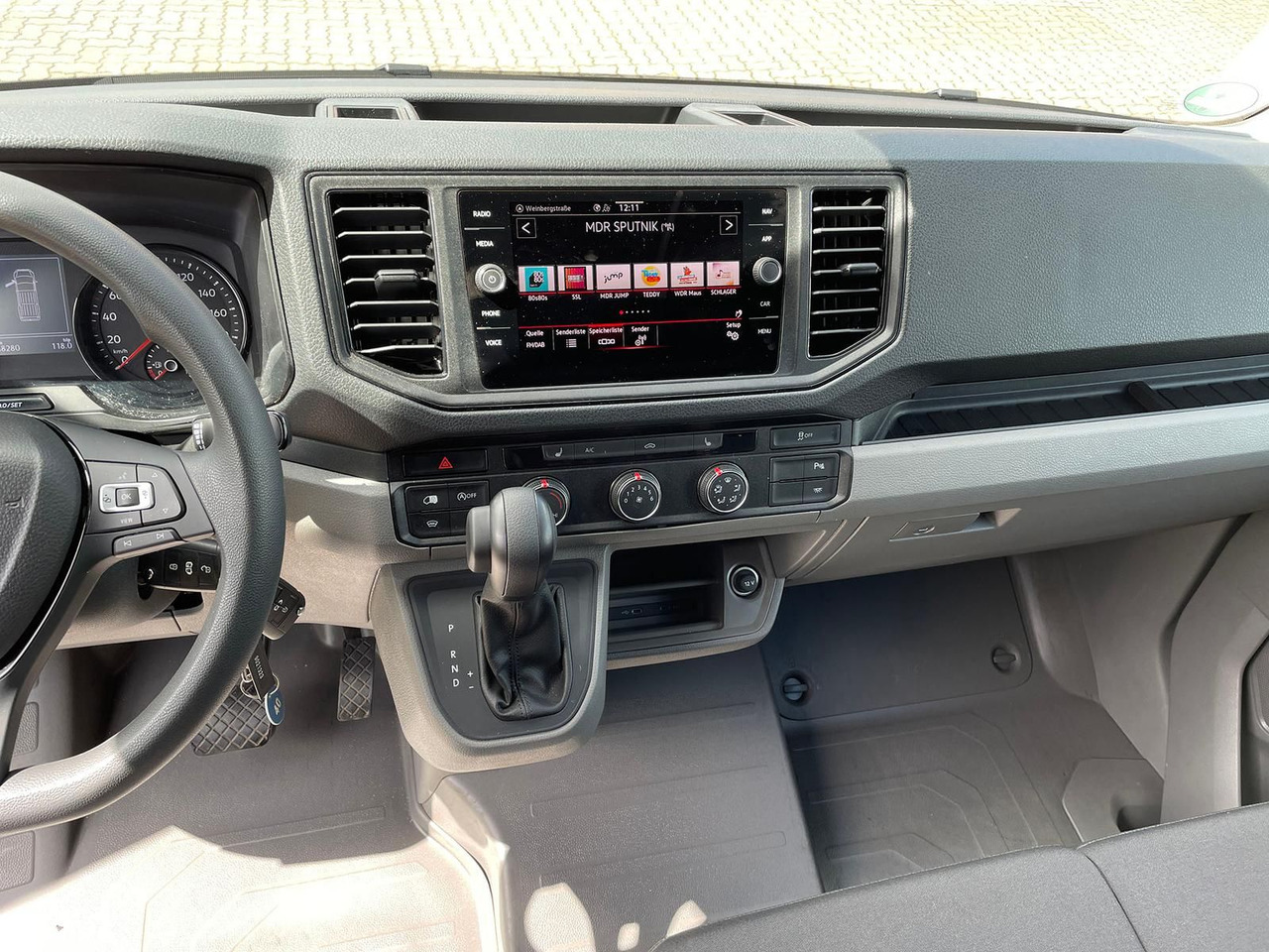 Car MAN TGE 3.160 L3H3 MIXTO LED AHK NAVI GRA RWD SITZH: picture 10