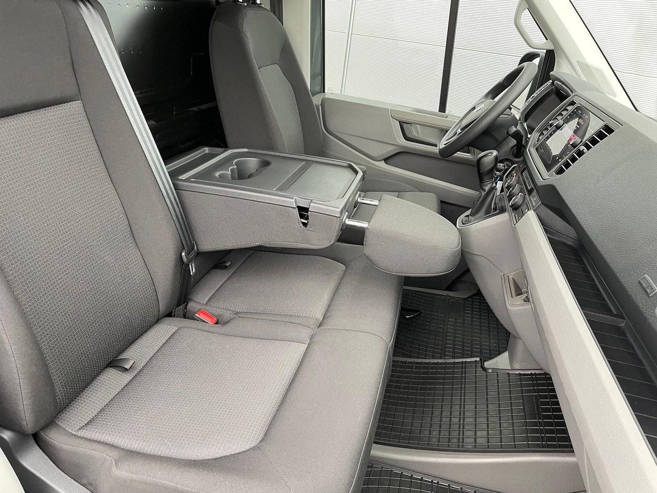 Panel van MAN TGE 3.160 L4H3 KASTEN TEMPOMAT AHK SITZHZ DAB: picture 16 Panel van MAN TGE 3.160 L4H3 KASTEN TEMPOMAT AHK SITZHZ DAB: picture 16