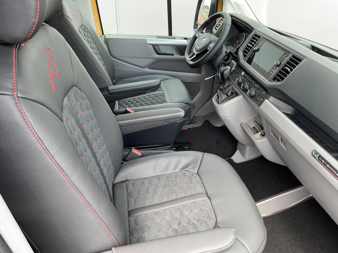 New Combi van MAN TGE 3.180 L3H3 MIXTO Individual Lion S ACC LED: picture 21 New Combi van MAN TGE 3.180 L3H3 MIXTO Individual Lion S ACC LED: picture 21