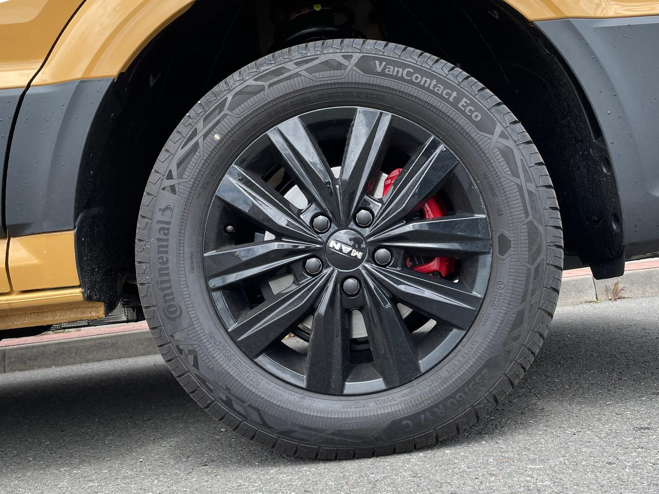 New Combi van MAN TGE 3.180 L3H3 MIXTO Individual Lion S ACC LED: picture 12 New Combi van MAN TGE 3.180 L3H3 MIXTO Individual Lion S ACC LED: picture 12