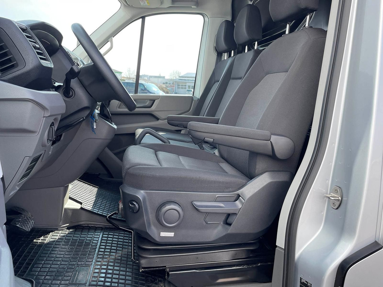 Car MAN TGE 3.180 L4H3 Kasten 4x4 Autom LED ACC AHK: picture 12