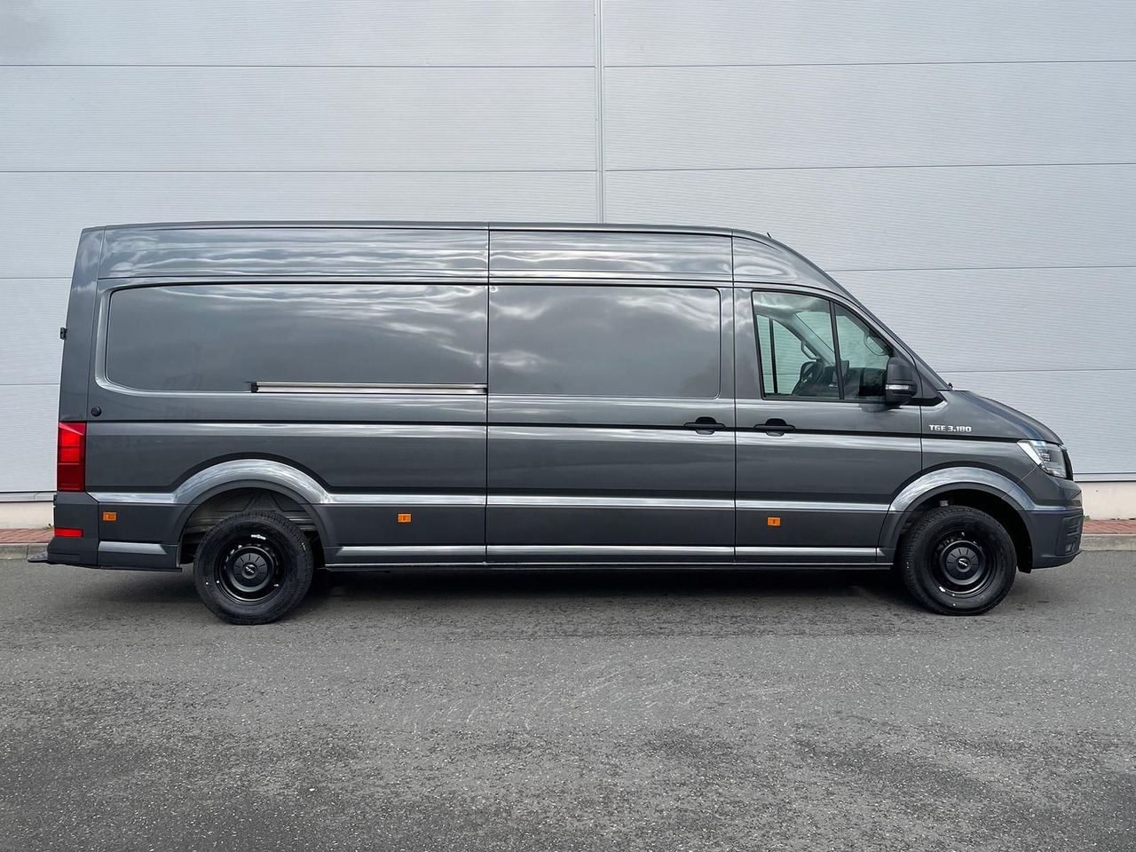 MAN TGE 3.180 L4H3 Kasten AHK STANDHZ ACC LED SITZHZ - Car: picture 5 MAN TGE 3.180 L4H3 Kasten AHK STANDHZ ACC LED SITZHZ - Car: picture 5