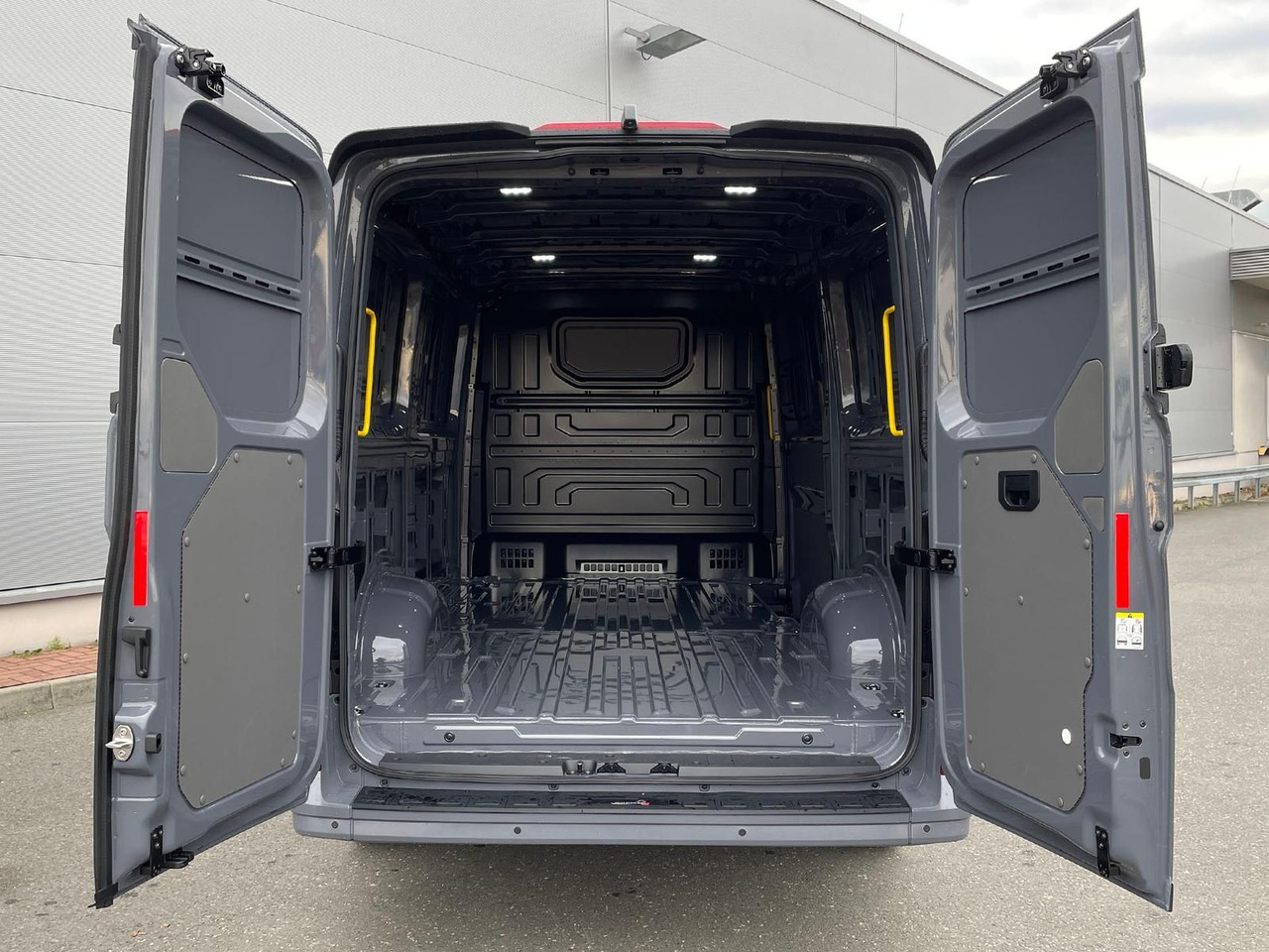 Panel van MAN TGE 3.200 L3H2 Kasten 4x4 Individual S ACC STHZ: picture 30 Panel van MAN TGE 3.200 L3H2 Kasten 4x4 Individual S ACC STHZ: picture 30