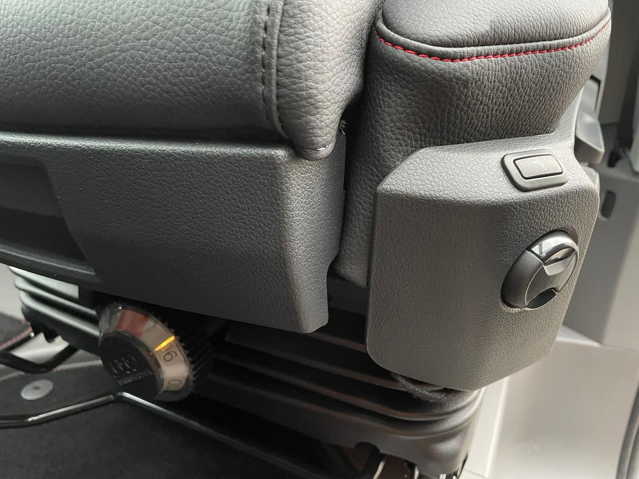 Panel van MAN TGE 3.200 L3H2 Kasten 4x4 Individual S ACC STHZ: picture 26 Panel van MAN TGE 3.200 L3H2 Kasten 4x4 Individual S ACC STHZ: picture 26