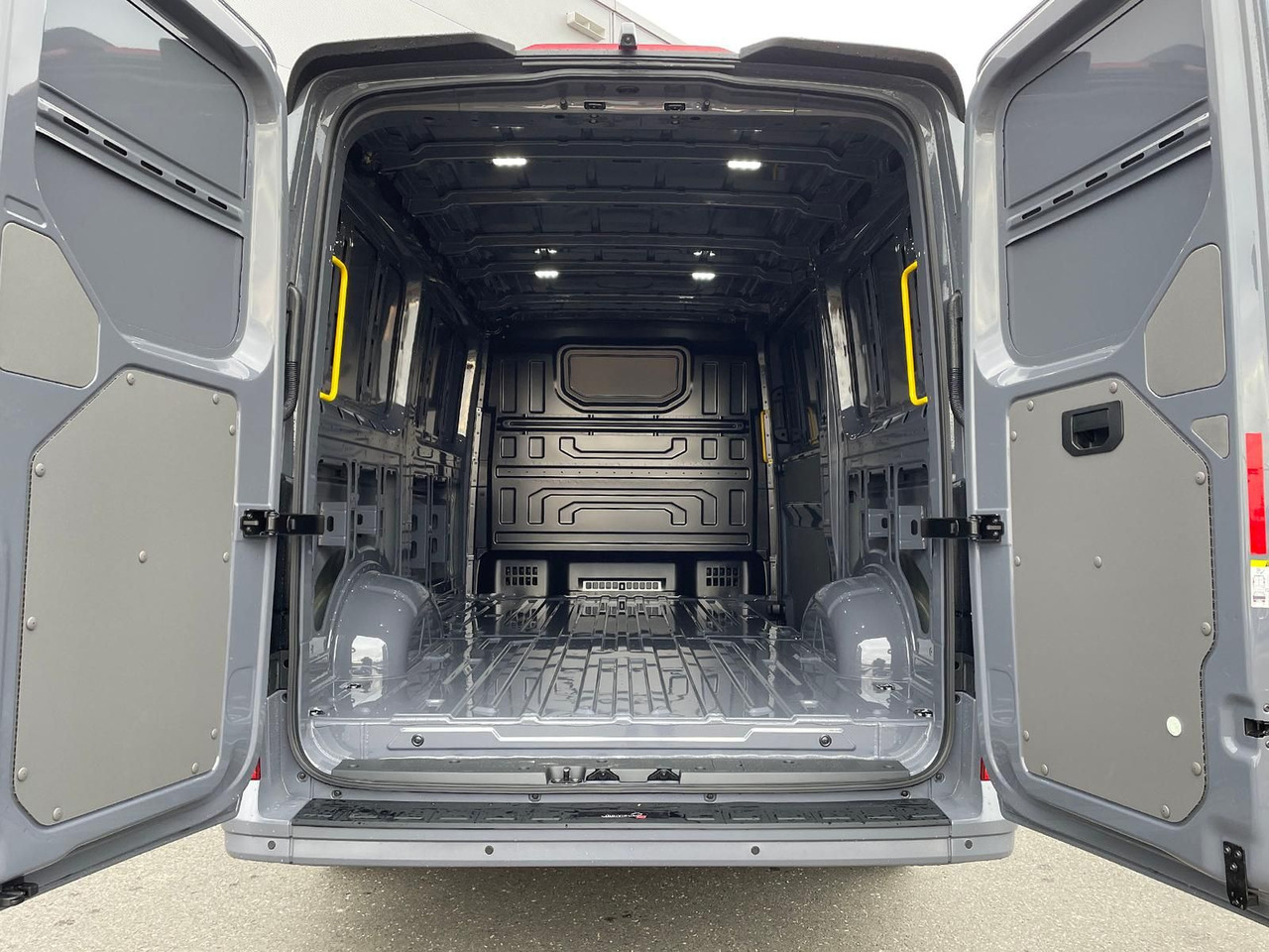 Panel van MAN TGE 3.200 L3H2 Kasten 4x4 Individual S ACC STHZ: picture 31 Panel van MAN TGE 3.200 L3H2 Kasten 4x4 Individual S ACC STHZ: picture 31