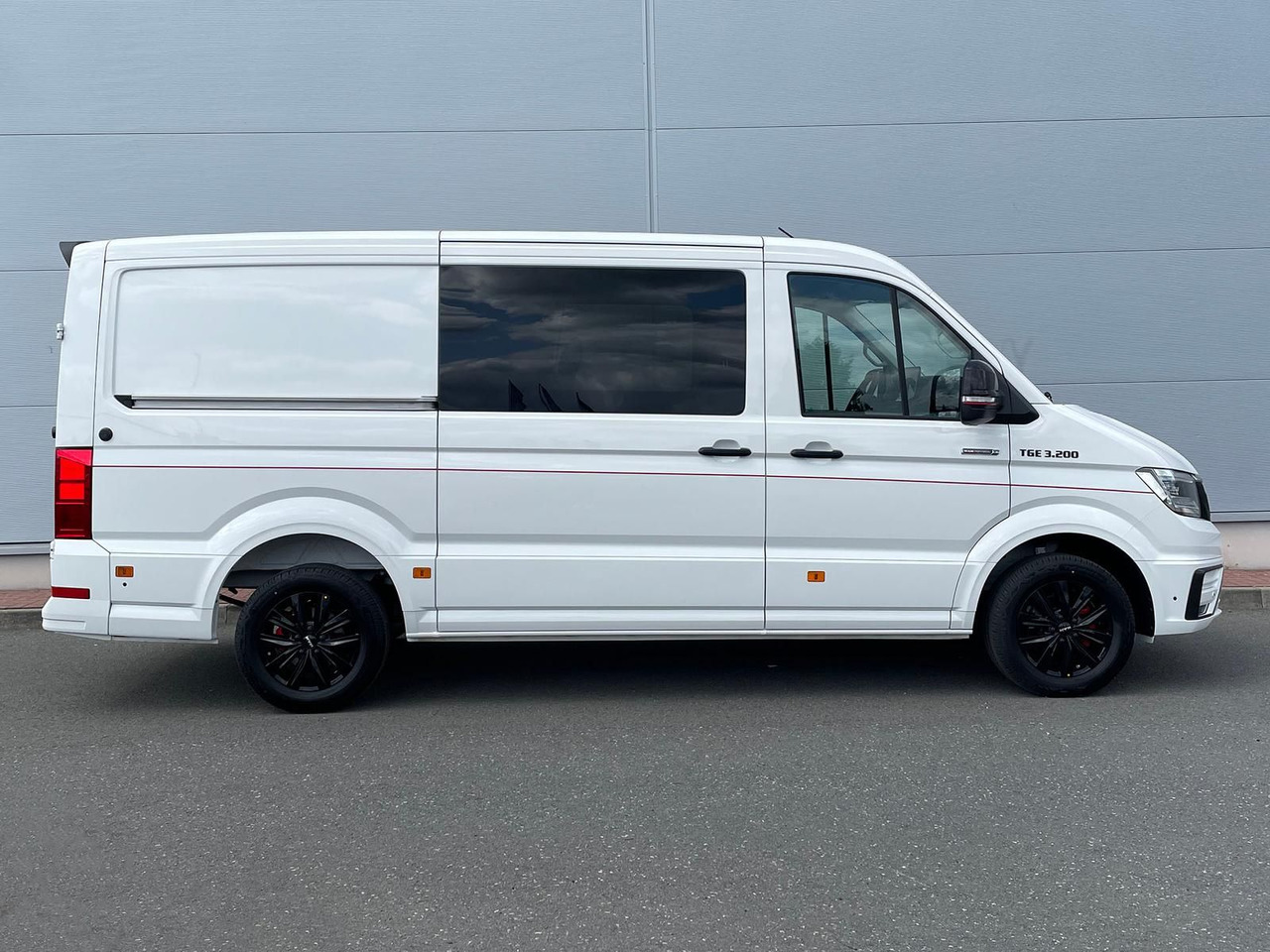 MAN TGE 3.200 L3H2 MIXTO 4x4 Individual S ACC STHZ - Panel van, Combi van: picture 5 MAN TGE 3.200 L3H2 MIXTO 4x4 Individual S ACC STHZ - Panel van, Combi van: picture 5