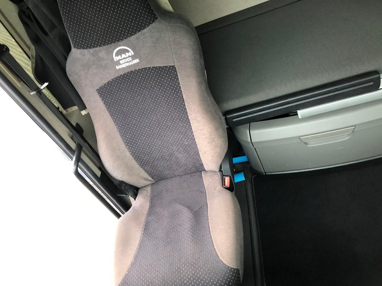 Tractor unit MAN TGX 41.640 8x4 Euro 6,Schwerlast 250t: picture 21