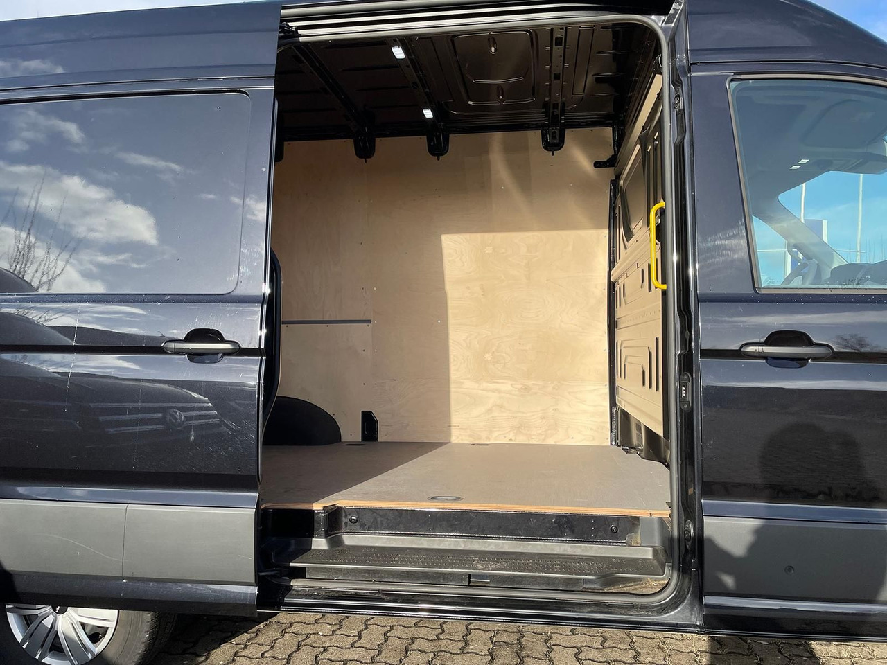 Van MAN TGE 3.180 L3H3 Kasten 4x4 AUTOM DIFF AHK ACC NAV: picture 9 Van MAN TGE 3.180 L3H3 Kasten 4x4 AUTOM DIFF AHK ACC NAV: picture 9