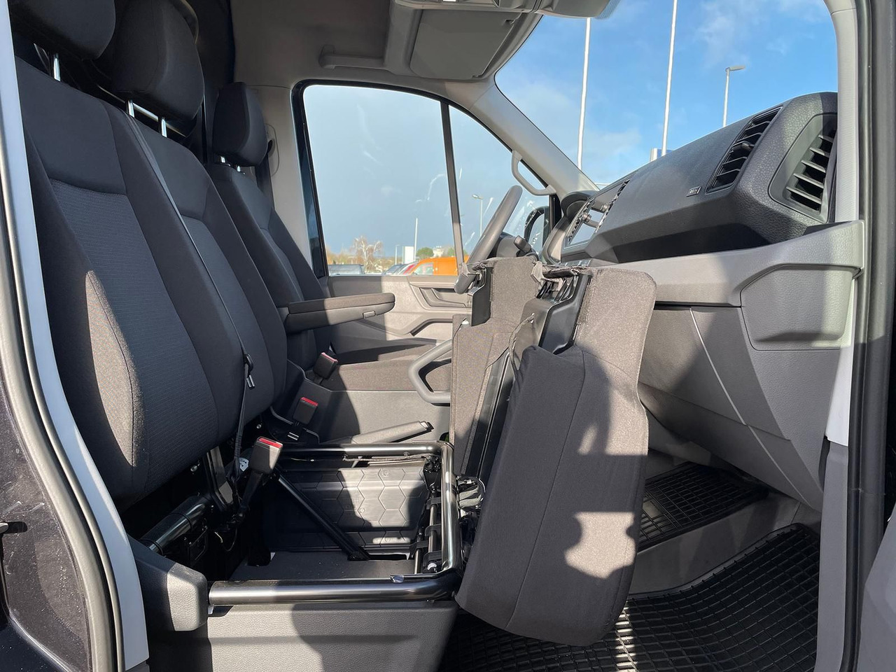 Van MAN TGE 3.180 L3H3 Kasten 4x4 AUTOM DIFF AHK ACC NAV: picture 27 Van MAN TGE 3.180 L3H3 Kasten 4x4 AUTOM DIFF AHK ACC NAV: picture 27