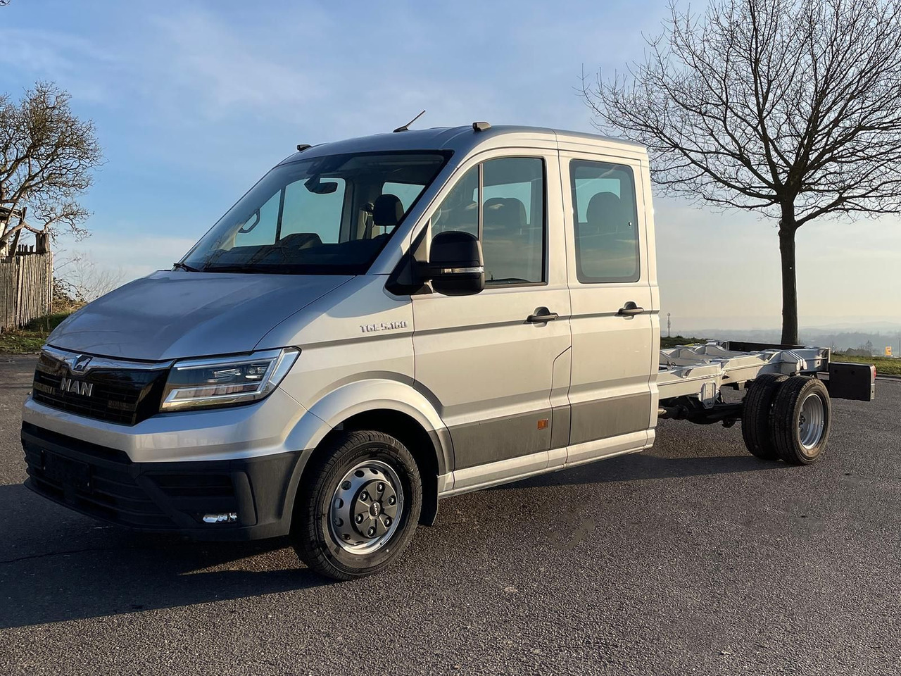 MAN TGE 5.160 Fahrgestell DOKA L4 AHK SITZHZ LED DAB - Van, Combi van: picture 1 MAN TGE 5.160 Fahrgestell DOKA L4 AHK SITZHZ LED DAB - Van, Combi van: picture 1