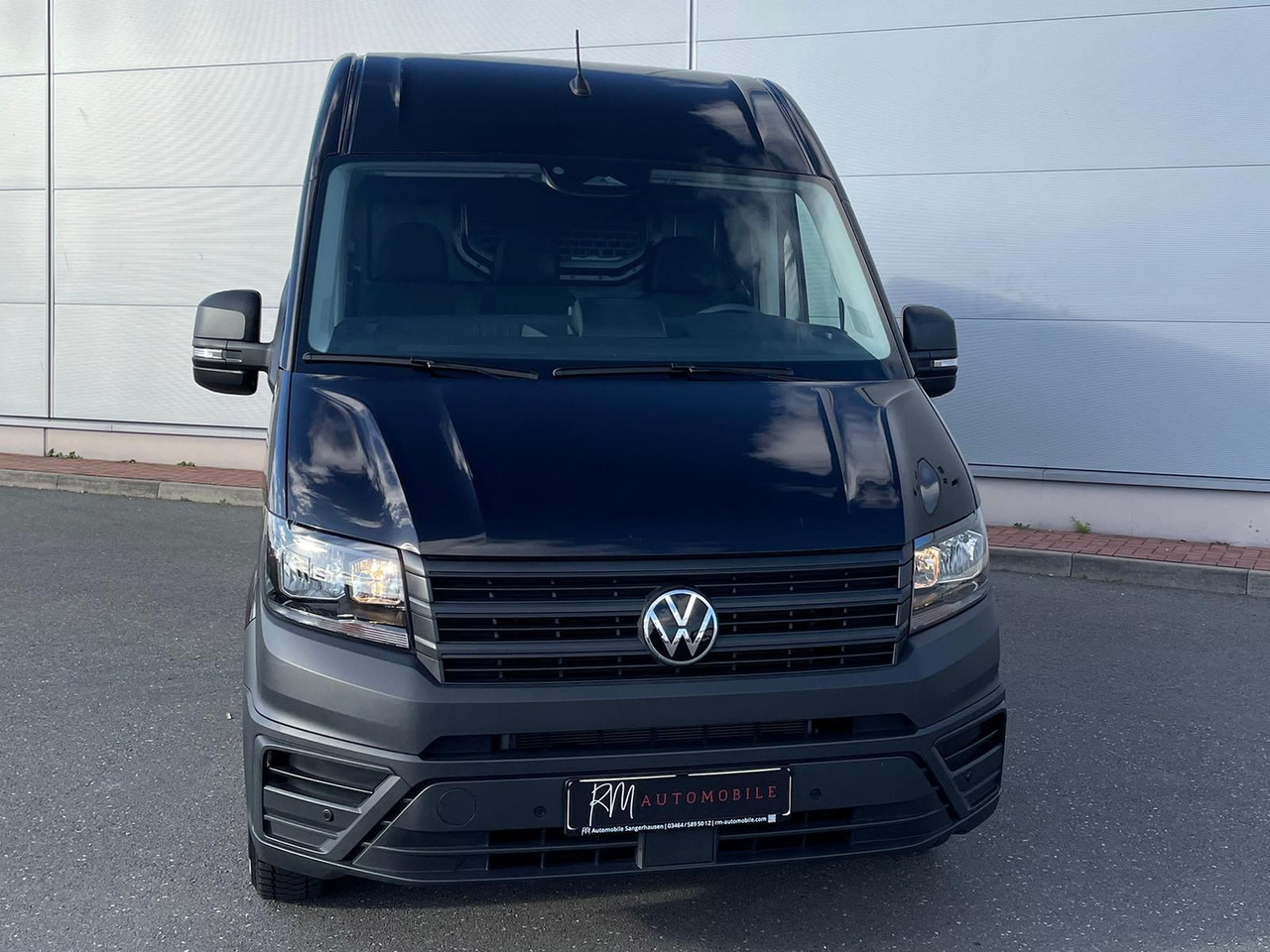 Volkswagen Crafter Kasten 35 L4H3 NAV SITZHZ AHK DAB KAMERA - Passenger van: picture 4 Volkswagen Crafter Kasten 35 L4H3 NAV SITZHZ AHK DAB KAMERA - Passenger van: picture 4