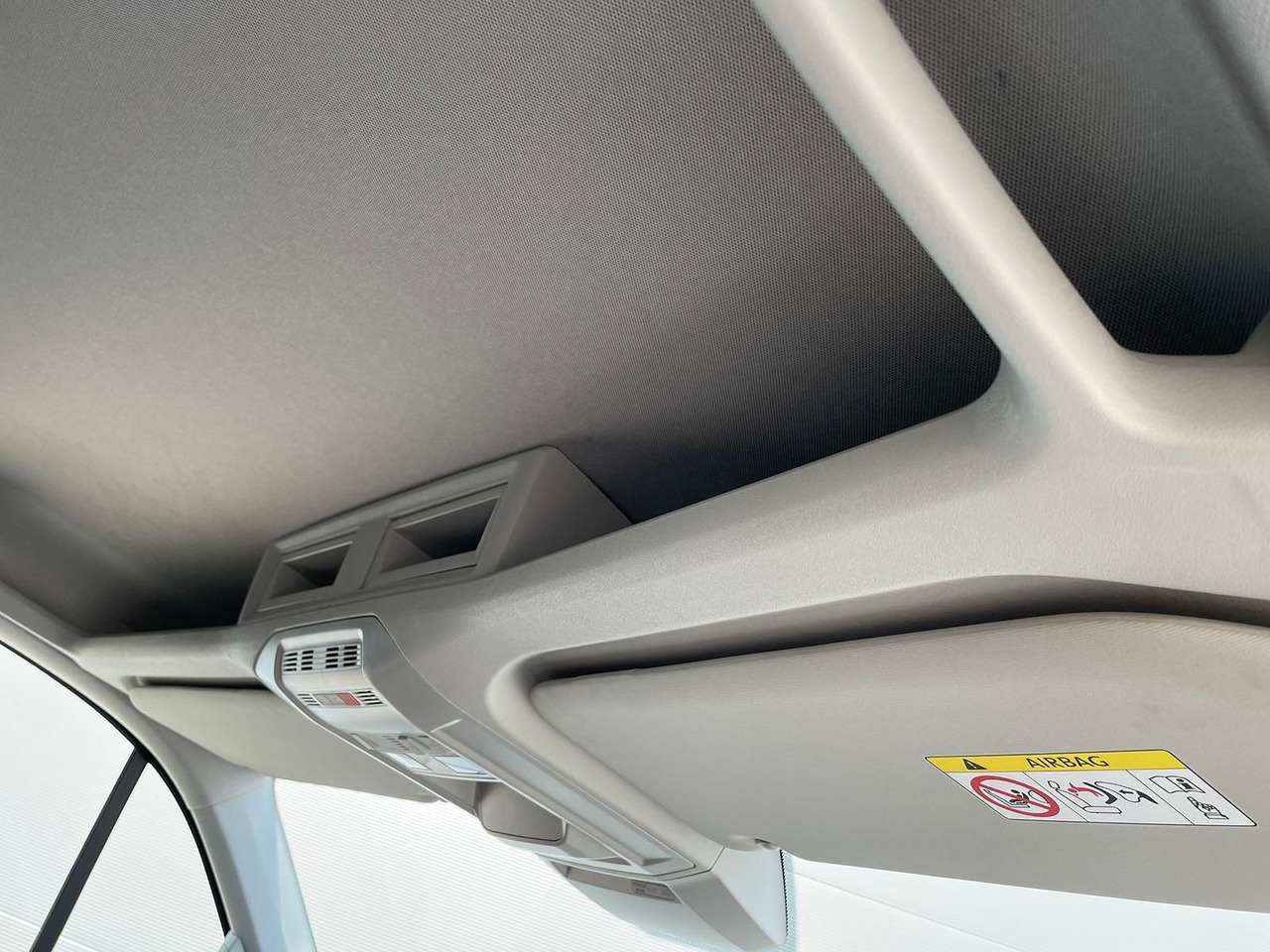 Passenger van Volkswagen Crafter L3H2 Kasten AHK KAMERA SITZHZ LENKRADHZ: picture 30