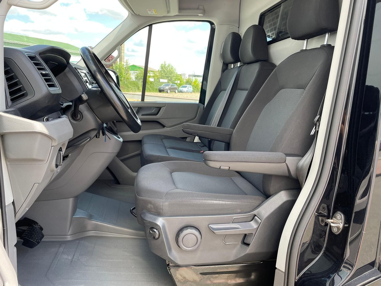 Passenger van Volkswagen Crafter L3H2 Kasten AHK KAMERA SITZHZ LENKRADHZ: picture 12