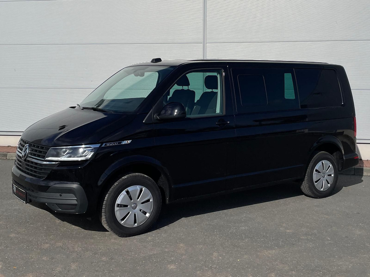 Volkswagen T6.1 Transporter Kasten 4M ACC PDC KAMERA STANDH - Passenger van: picture 1 Volkswagen T6.1 Transporter Kasten 4M ACC PDC KAMERA STANDH - Passenger van: picture 1