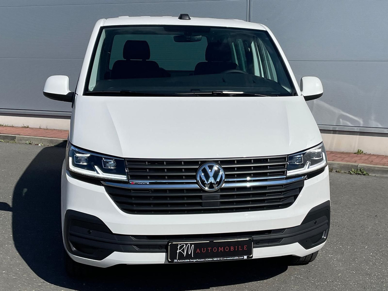 Volkswagen T6.1 Transporter Kasten 4M ACC PDC KAMERA STANDH - Passenger van: picture 3 Volkswagen T6.1 Transporter Kasten 4M ACC PDC KAMERA STANDH - Passenger van: picture 3
