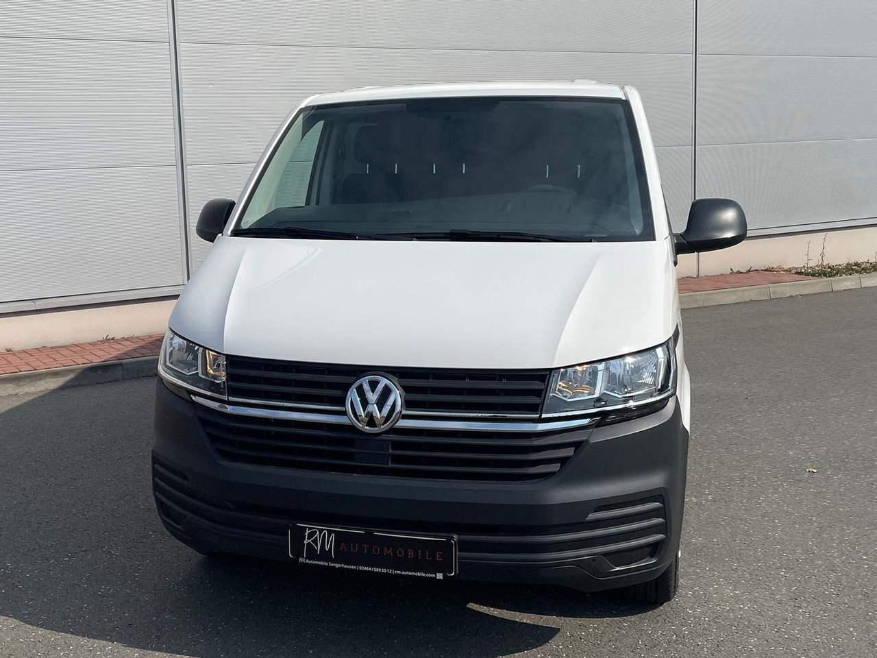 Volkswagen T6.1 Transporter MIXTO LR 2.0 TDI KLIMA PDC - Passenger van: picture 4 Volkswagen T6.1 Transporter MIXTO LR 2.0 TDI KLIMA PDC - Passenger van: picture 4