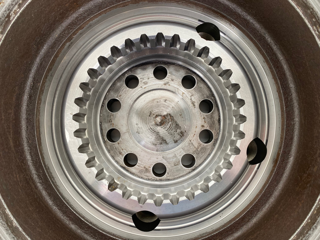 Final drive for Construction machinery Liebherr Abtriebsglocke ID-Nr.90216077. Typ:FAT400G546. Typ:PR71605LGP, PR716LGP, PR716XL.: picture 13 Final drive for Construction machinery Liebherr Abtriebsglocke ID-Nr.90216077. Typ:FAT400G546. Typ:PR71605LGP, PR716LGP, PR716XL.: picture 13