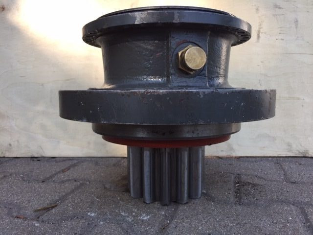 Liebherr Abtriebswellengehäuse ID-Nr.90013701 mit Abtriebswelle ID-Nr.90204999. SAT275/260 - SAT275/261 - SAT275/266 - SAT275/289. #1181# - Swing motor for Excavator: picture 5 Liebherr Abtriebswellengehäuse ID-Nr.90013701 mit Abtriebswelle ID-Nr.90204999. SAT275/260 - SAT275/261 - SAT275/266 - SAT275/289. #1181# - Swing motor for Excavator: picture 5