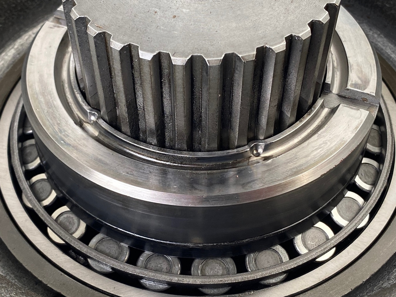 Swing motor for Construction machinery Liebherr Abtriebswellengehäuse ID-Nr.90018934 mit Abtriebswelle ID-Nr.90204999. SAT275/260 - SAT275/261 - SAT275/266 - SAT275/289.  #1972#093#: picture 9