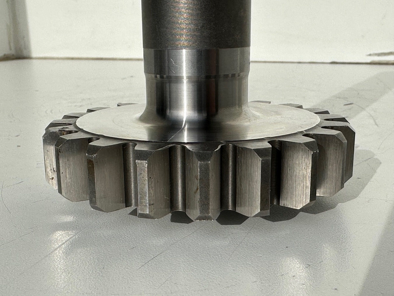 Final drive for Construction machinery Liebherr Antriebswelle ID-Nr.969491901. FAT355P076. R906, R916, R922, R924, R926. #969491901.01#: picture 8 Final drive for Construction machinery Liebherr Antriebswelle ID-Nr.969491901. FAT355P076. R906, R916, R922, R924, R926. #969491901.01#: picture 8