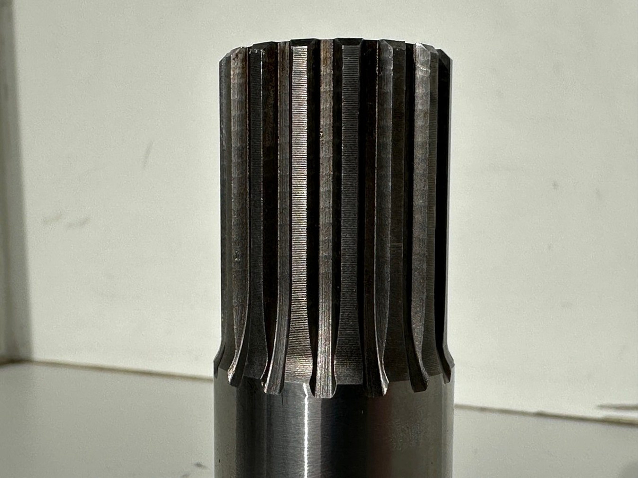 Final drive for Construction machinery Liebherr Antriebswelle ID-Nr.969491901. FAT355P076. R906, R916, R922, R924, R926. #969491901.01#: picture 13 Final drive for Construction machinery Liebherr Antriebswelle ID-Nr.969491901. FAT355P076. R906, R916, R922, R924, R926. #969491901.01#: picture 13