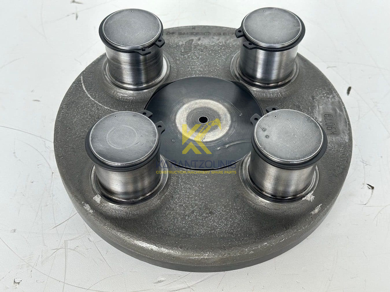 Liebherr Planetenträger ID-Nr.944306303 - ID-Nr.9443063. A924, A934, LH30, LH35, R906, R916, R922, R924, R926, R932, R934, R944. #k9079# - Gearbox for Construction machinery: picture 1 Liebherr Planetenträger ID-Nr.944306303 - ID-Nr.9443063. A924, A934, LH30, LH35, R906, R916, R922, R924, R926, R932, R934, R944. #k9079# - Gearbox for Construction machinery: picture 1