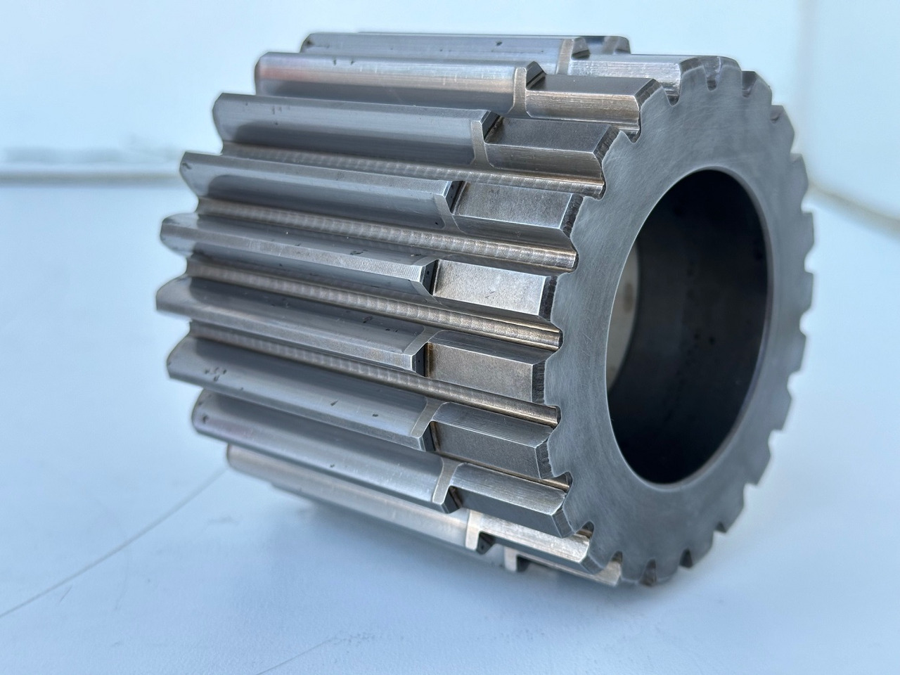 Liebherr Sonnenrad ID-Nr.90016258. FAT400P112,FAT400P130,FAT400P139,LOS1936,LOS926,R926,R928,R930,R934,R936,R938,R940,R944,R946,R950T. #90016258.06.08.02# - Final drive for Crawler excavator: picture 1 Liebherr Sonnenrad ID-Nr.90016258. FAT400P112,FAT400P130,FAT400P139,LOS1936,LOS926,R926,R928,R930,R934,R936,R938,R940,R944,R946,R950T. #90016258.06.08.02# - Final drive for Crawler excavator: picture 1