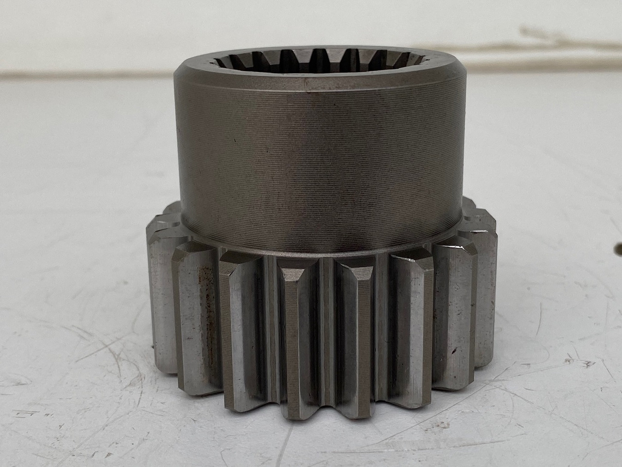 Liebherr Sonnenrad ID-Nr.9442176. SAT325/204. A954, EP954B, P954, R954 B. - Swing motor for Excavator: picture 2 Liebherr Sonnenrad ID-Nr.9442176. SAT325/204. A954, EP954B, P954, R954 B. - Swing motor for Excavator: picture 2