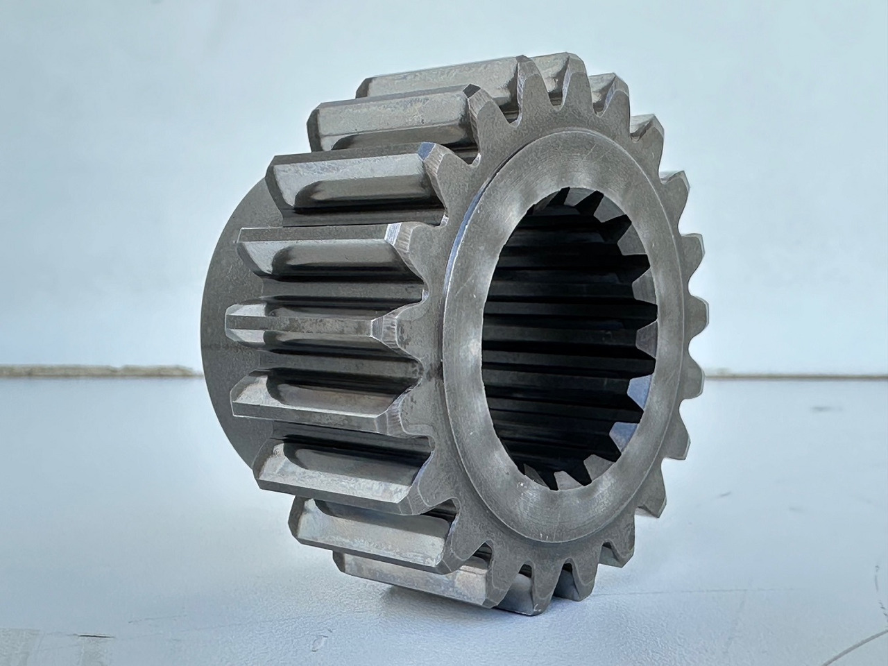 Liebherr Sonnenrad ID-Nr.9443067 - ID-Nr.944306703. SAT275/222 - SAT275/232 - SAT275/255. A932, A934, E932, P932, P934, R932, R934B, R934 C, R944 C T, R944 C TUN. #944306703.03# - Swing motor for Excavator: picture 4 Liebherr Sonnenrad ID-Nr.9443067 - ID-Nr.944306703. SAT275/222 - SAT275/232 - SAT275/255. A932, A934, E932, P932, P934, R932, R934B, R934 C, R944 C T, R944 C TUN. #944306703.03# - Swing motor for Excavator: picture 4