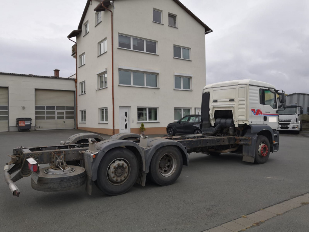 MAN TGA 26.350 6x2  (Nr. 4998) - Cab chassis truck: picture 5 MAN TGA 26.350 6x2  (Nr. 4998) - Cab chassis truck: picture 5