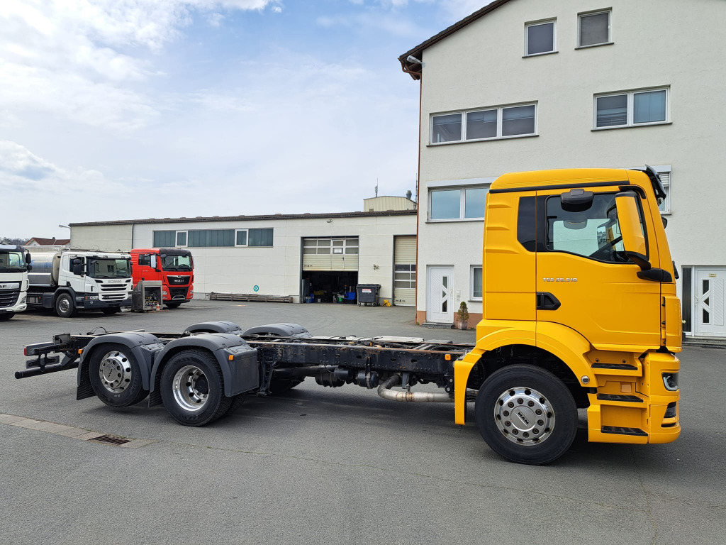 MAN TGS 26.510 6x2 RECHTSLENKER(Nr. 5997) - Cab chassis truck: picture 1 MAN TGS 26.510 6x2 RECHTSLENKER(Nr. 5997) - Cab chassis truck: picture 1