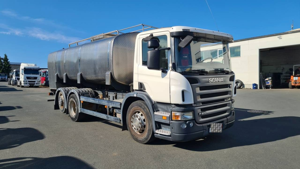 Scania P 400 LB6X2 (Nr. 5185) - Tank truck: picture 2 Scania P 400 LB6X2 (Nr. 5185) - Tank truck: picture 2
