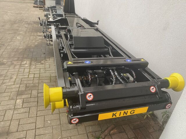 KING HZ-4R (4 tons) Hakowiec / Hooklift / Abrollkipper - Attachment: picture 1 KING HZ-4R (4 tons) Hakowiec / Hooklift / Abrollkipper - Attachment: picture 1