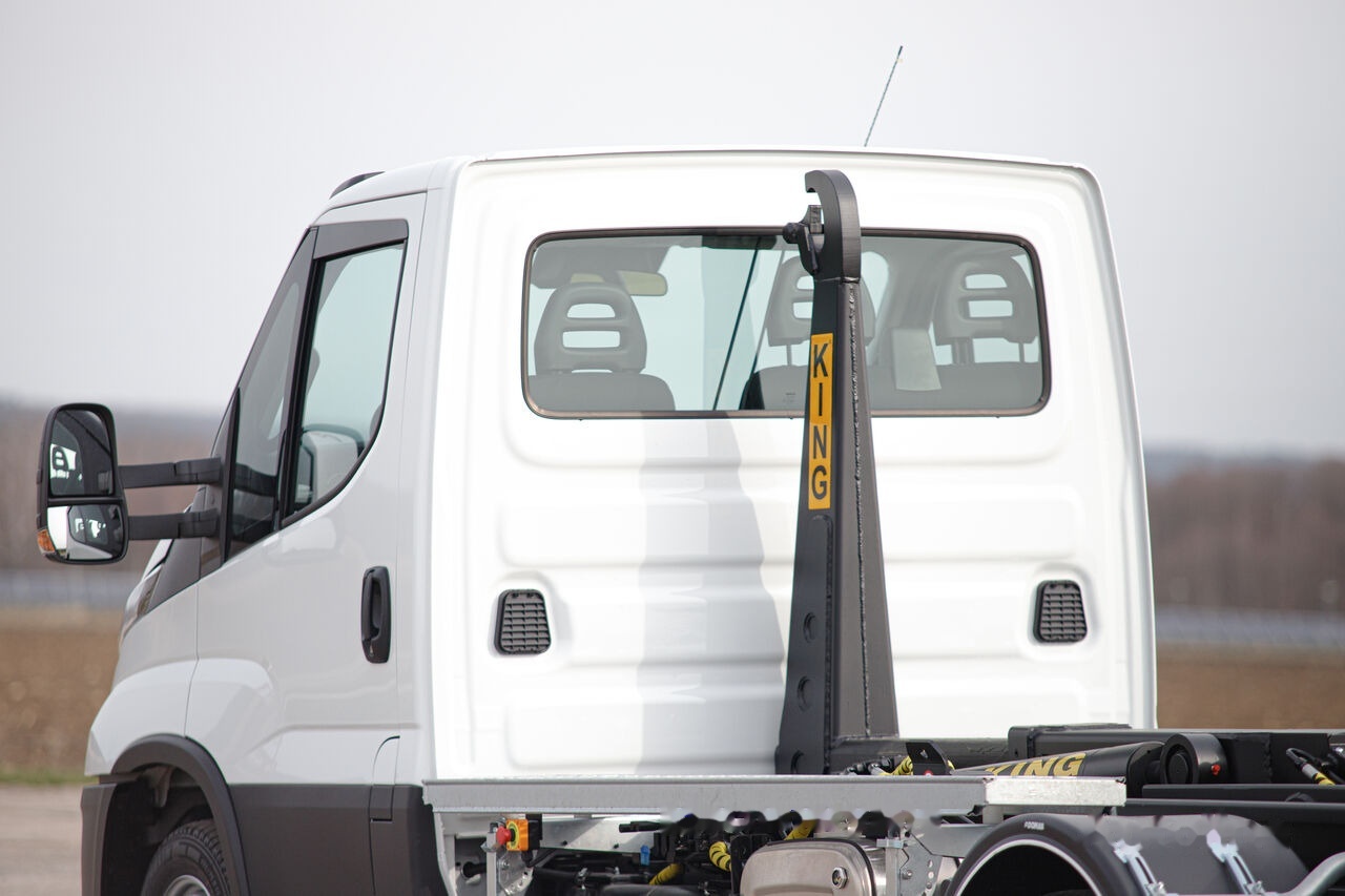 IVECO Daily 70C18 - Hook lift truck: picture 2 IVECO Daily 70C18 - Hook lift truck: picture 2
