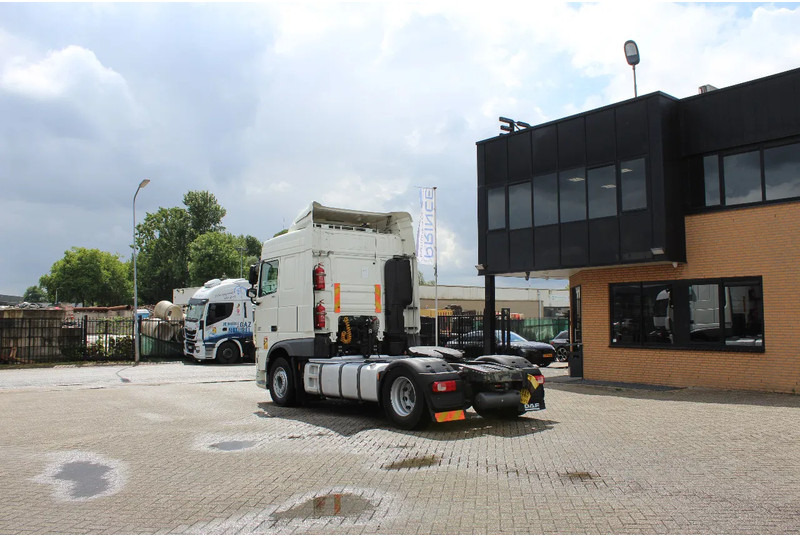 DAF XF 106.460 * RETARDER * 4X2 * - Tractor unit: picture 3 DAF XF 106.460 * RETARDER * 4X2 * - Tractor unit: picture 3