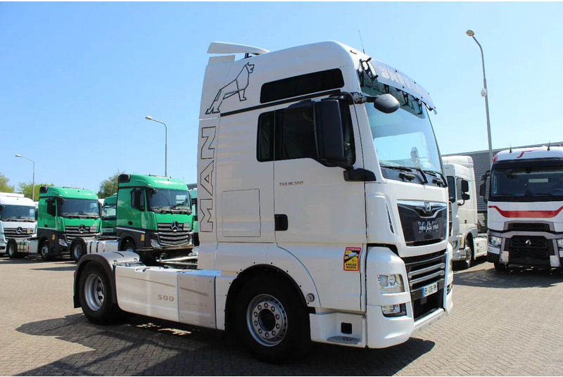 MAN TGX 18.500 * RETARDER * 2 TANK * 2 BED * - Tractor unit: picture 5 MAN TGX 18.500 * RETARDER * 2 TANK * 2 BED * - Tractor unit: picture 5