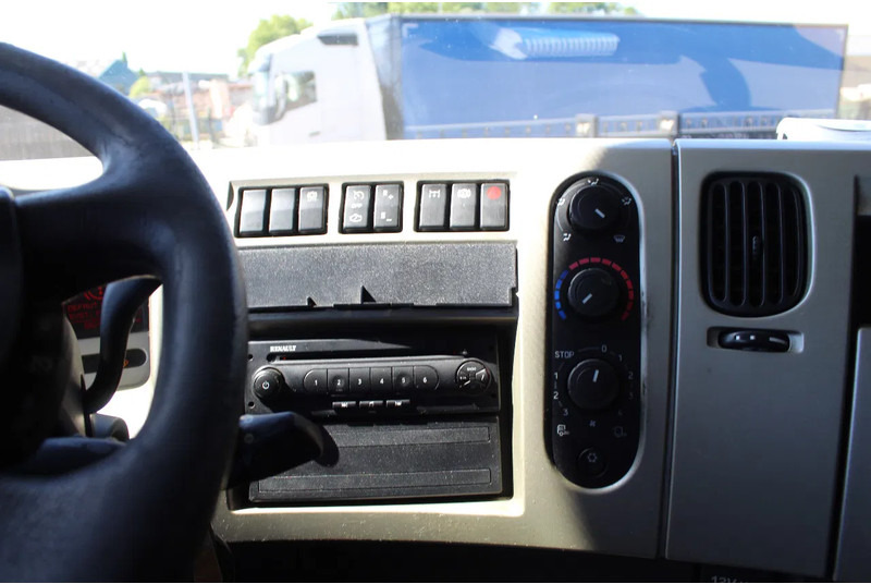 Tractor unit Renault Premium 430 * EURO5 * 4X2 *ADR *: picture 17