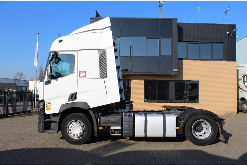 Renault T440 * EURO6 * 4X2 * - Tractor unit: picture 2 Renault T440 * EURO6 * 4X2 * - Tractor unit: picture 2