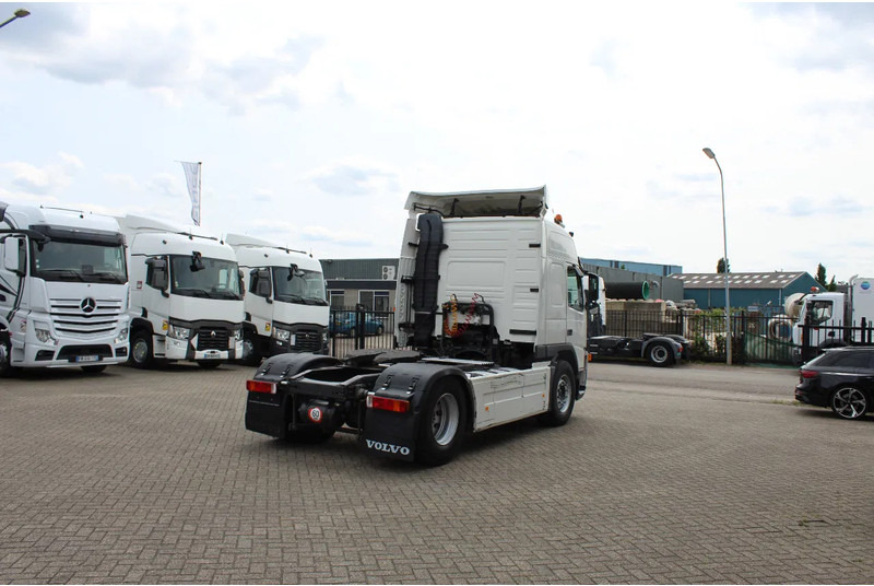 Volvo FM 380 * 4x2 * - Tractor unit: picture 4 Volvo FM 380 * 4x2 * - Tractor unit: picture 4