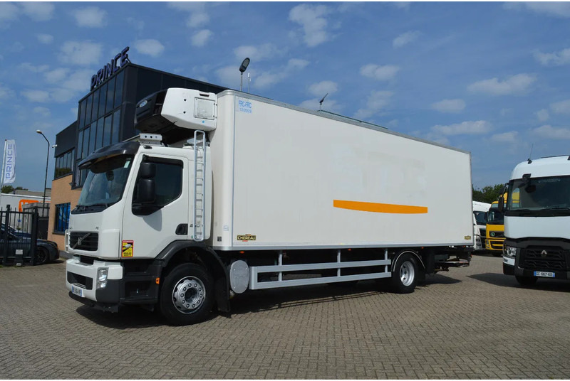 Volvo FE 260 * EURO5 * 4X2 * CARRIER SUPRA 950 MT * 4X2 * MANUAL * - Refrigerator truck: picture 2 Volvo FE 260 * EURO5 * 4X2 * CARRIER SUPRA 950 MT * 4X2 * MANUAL * - Refrigerator truck: picture 2