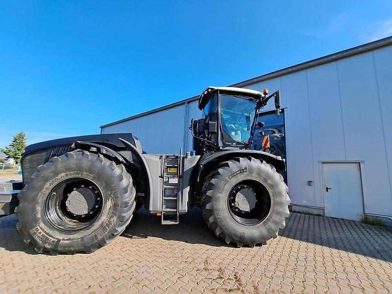 Farm tractor Claas Xerion 4000 Trac VC: picture 6