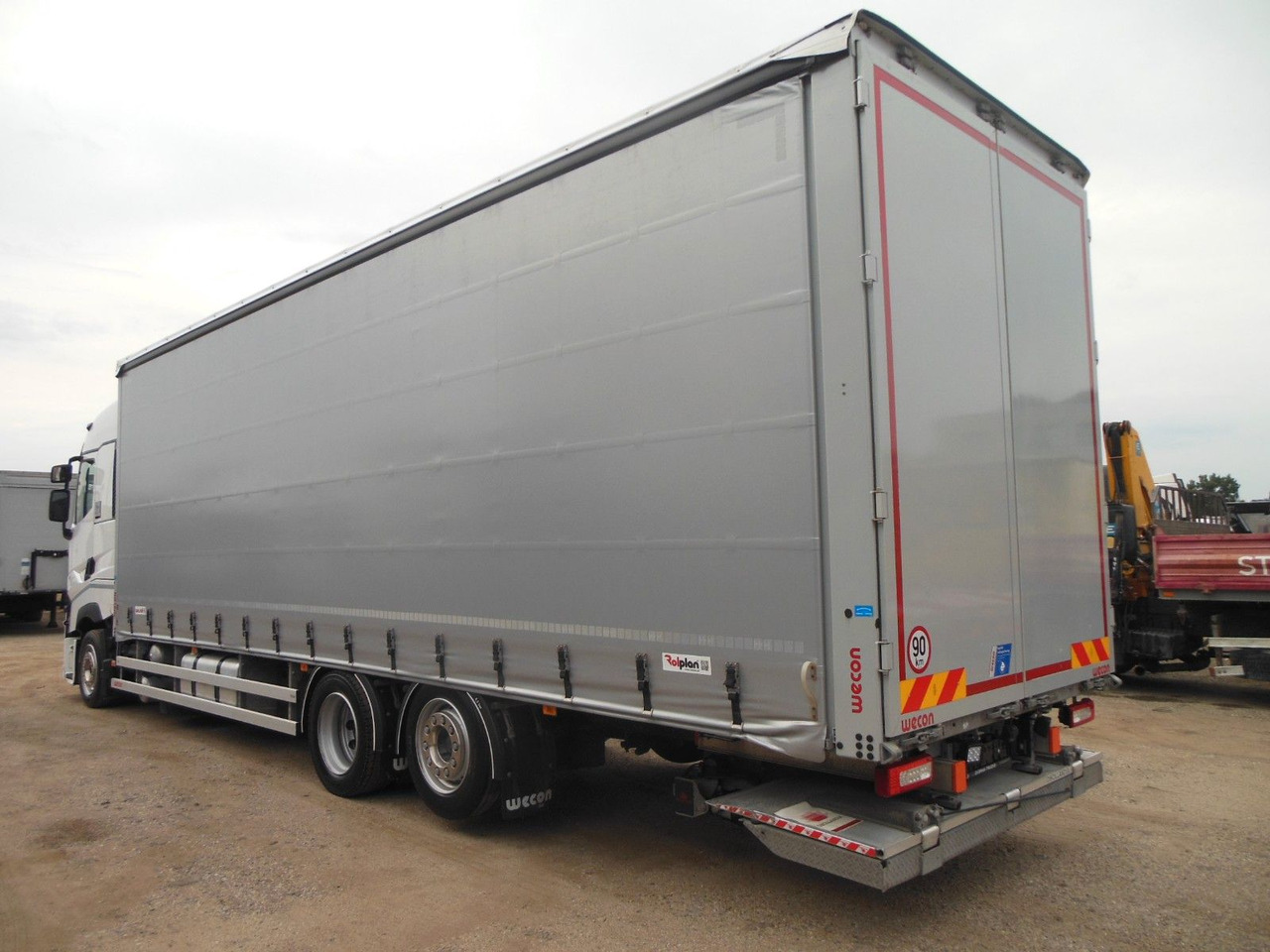 Renault T 440, 6X2, D-HOLLANDIA, 23 PALETTEN, WIE NEUE! - Curtainsider truck: picture 4 Renault T 440, 6X2, D-HOLLANDIA, 23 PALETTEN, WIE NEUE! - Curtainsider truck: picture 4